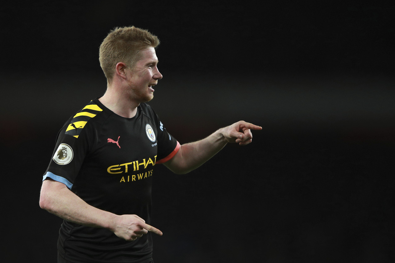 他通过腰部 他通过腰部